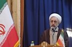 مکاتب شرق و غرب با عوام فریبی و وعده های دروغین سعادت و خوشبختی را از انسان دور میکنند مکاتب شرق و غرب با عوام فریبی و وعده های دروغین سعادت و خوشبختی را از انسان دور میکنند