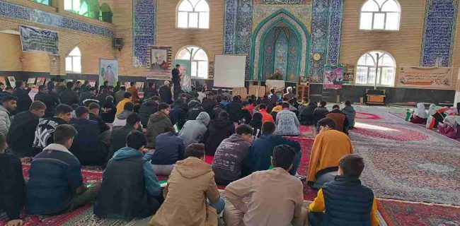 اجتماع بزرگ فرزندان حاج قاسم در پیرانشهر اجتماع بزرگ فرزندان حاج قاسم در پیرانشهر